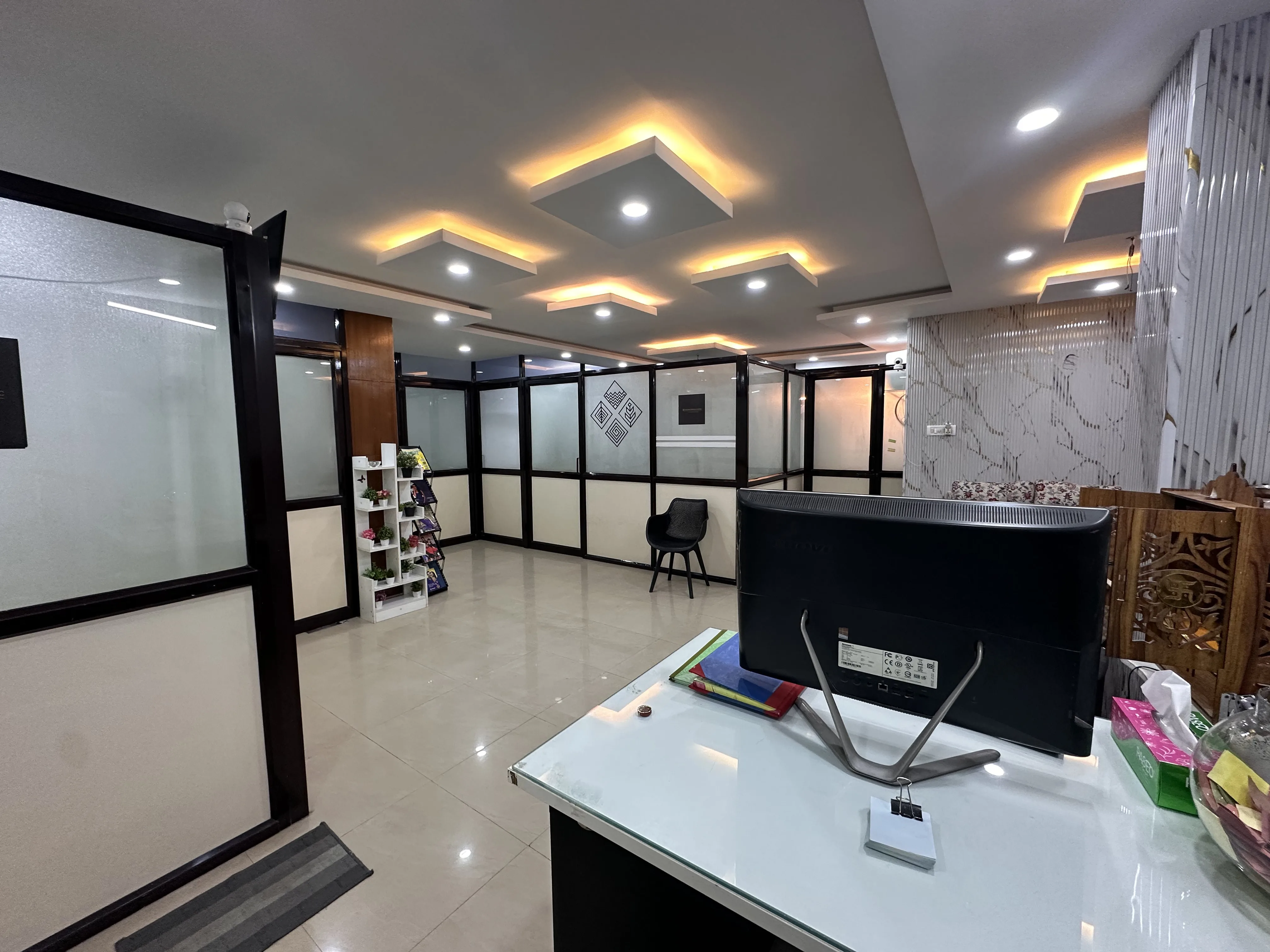 Why Choose Delhi Derma Clinic for Hair Regrowth